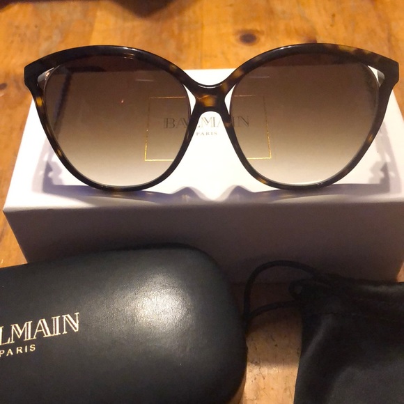 Balmain Accessories - Balmain sunglasses BL2504 tortoise